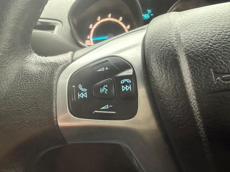 2016 Ford Fiesta 1.25 Zetec Euro 6 3dr HATCHBACK Petrol Manual