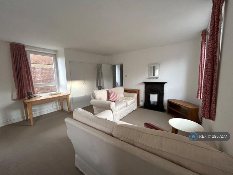 Studio flat in Wincott Street, London, SE11 (#2957277)