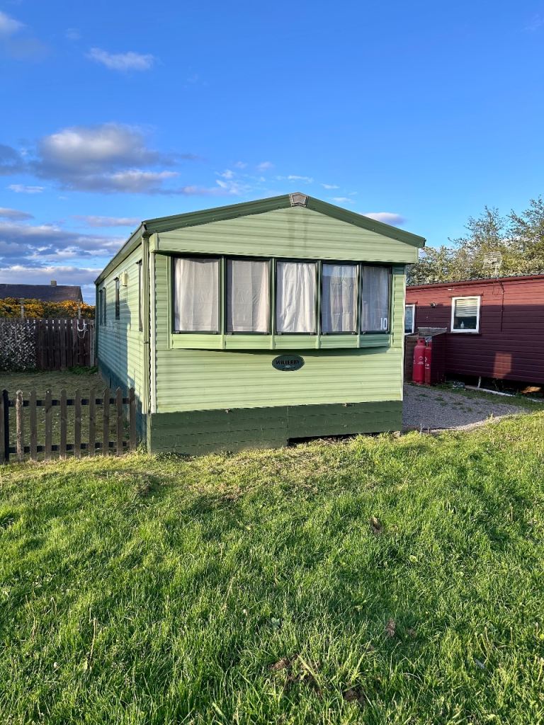 Willerby Westmorland 35 x 12 / 2 Bed at Seaview Caravan Park, Findhorn Road, Kinloss, Moray