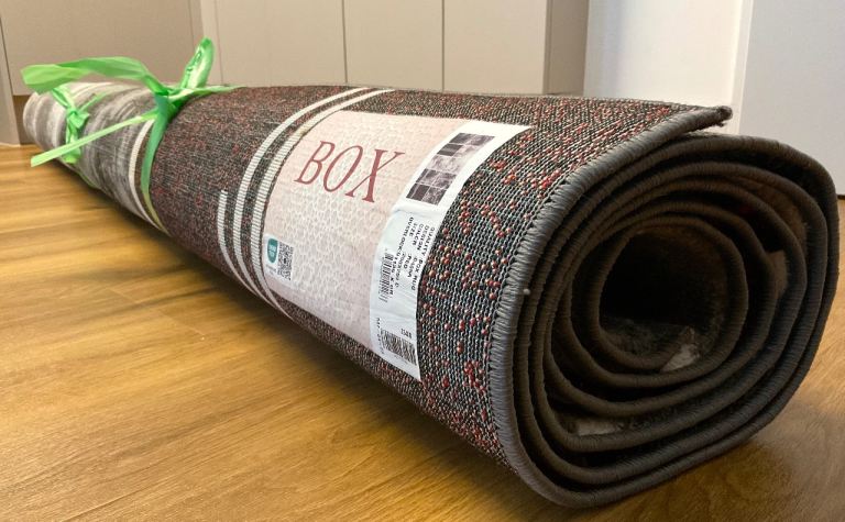 Beautiful Box Rug - Large  290cm x 200cm