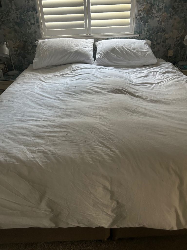 Hotel dot Com  Superking Bed