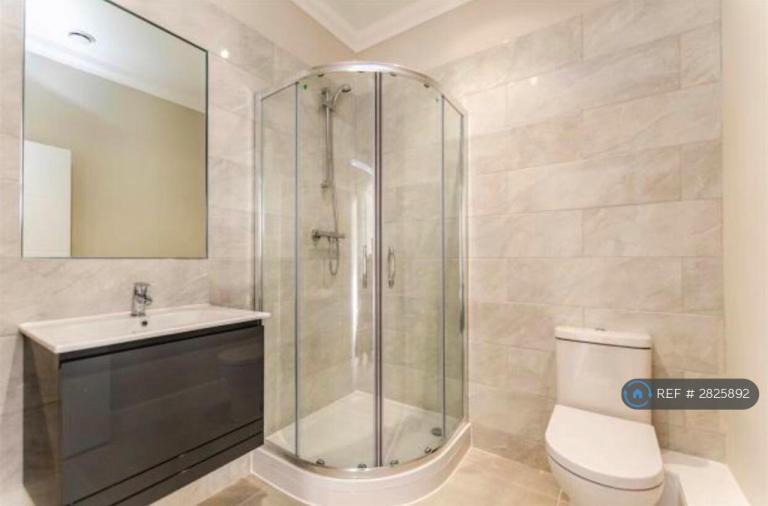 1 bedroom flat in Surrey St, Norwich, NR1 (1 bed) (#2825892)