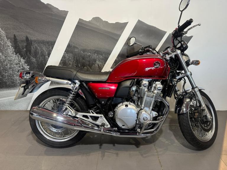 Honda CB1100 SA