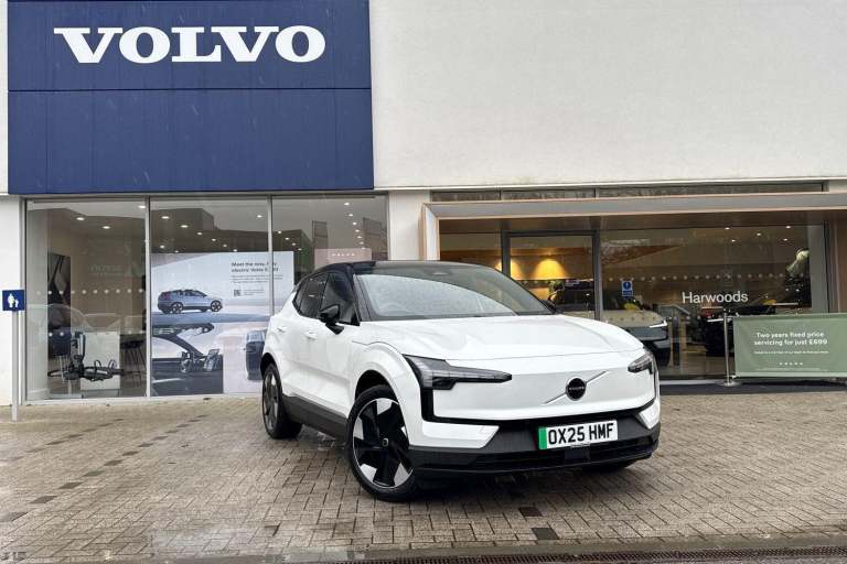 2025 Volvo EX30 Single Motor Extended Range 69kWh Plus SUV 5dr Electric Auto (272 ps) ESTATE Elec...