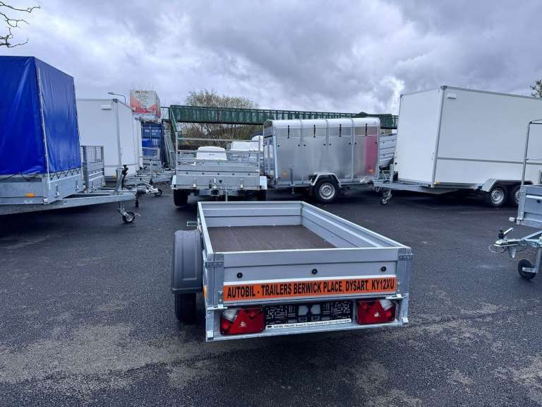BRAND NEW 6ft x 4ft SINGLE AXLE TRAILER
