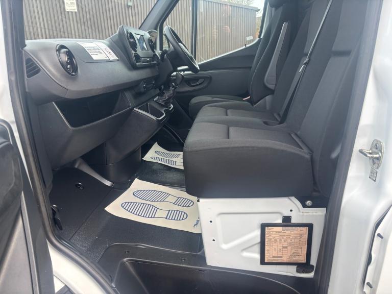 2020/70 Mercedes Sprinter LWB 5 Ton Twin Wheel Base