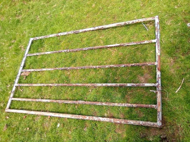 Pair of Gates/Hurdles 