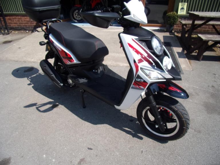 Yamasaki BWS 125 Yamimoto Scooter Petrol CVT Euro 5 (8 ps) AUTOMATIC 2023/23