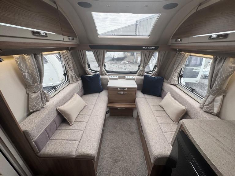 Swift Fairway Platinum 560 / 4 2021