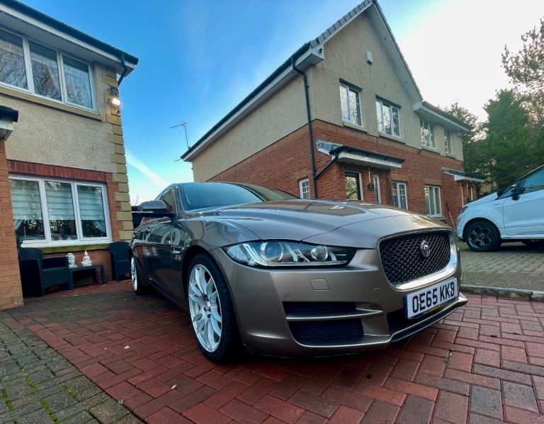 Jaguar xe Sport Automatic 2016 very Clean 