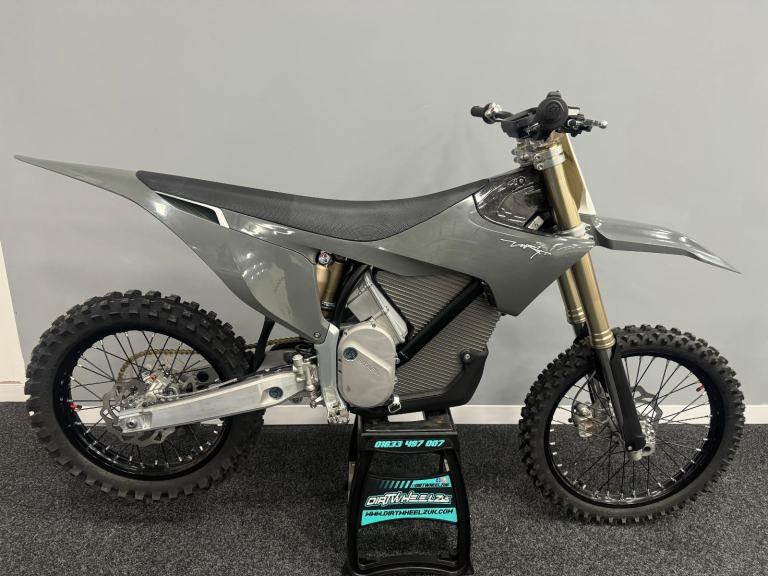 STARK VARG ALPHA 2025 GEN2 80 BHP ZERO HOURS - DIRT Wheelz UK 01633 497007