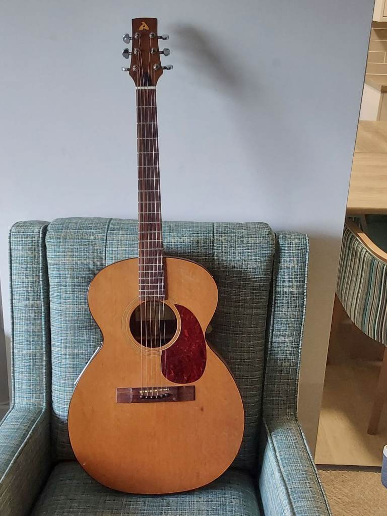 Rob Armstrong acoustic guitar 