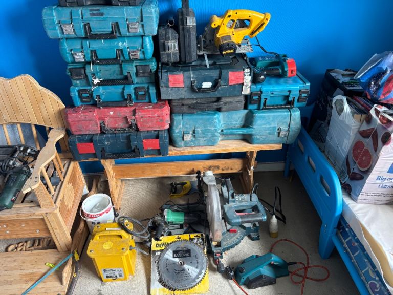Dewalt & Makita Power Tool Bundle - Drills, Saws, Grinders