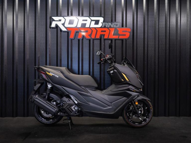 Brand New 2026 Zontes ZT125-X Scooter - SUPERB VALUE AND TECH