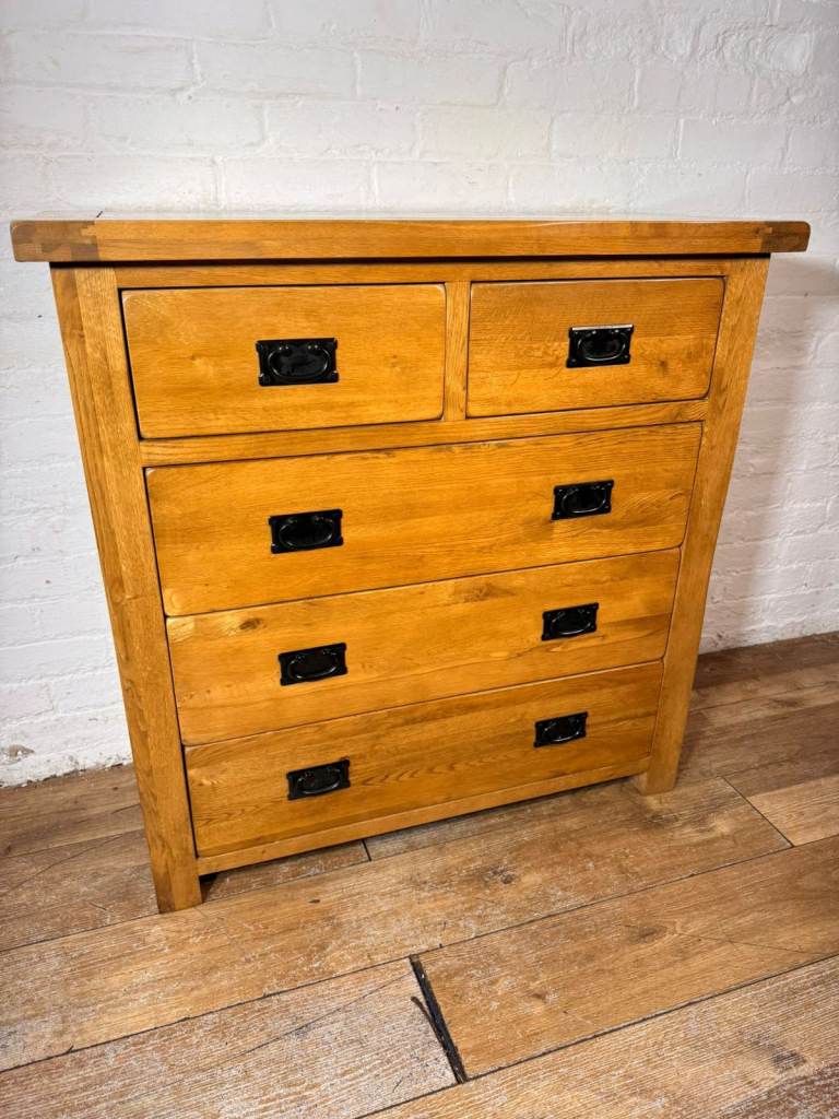 Oak furniture land drawers free local delivery 