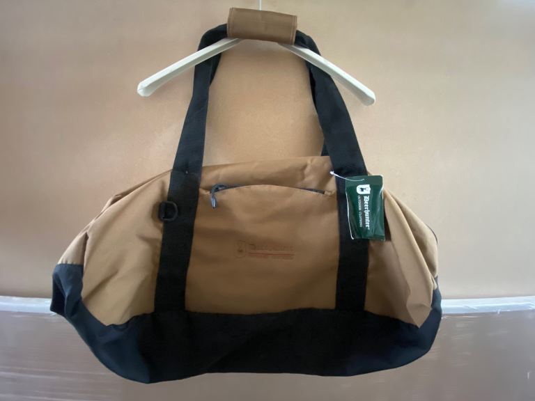 Deer hunter 50L travel bag Brand New Offers * Not sure of it’s worth, as I can’t find another *