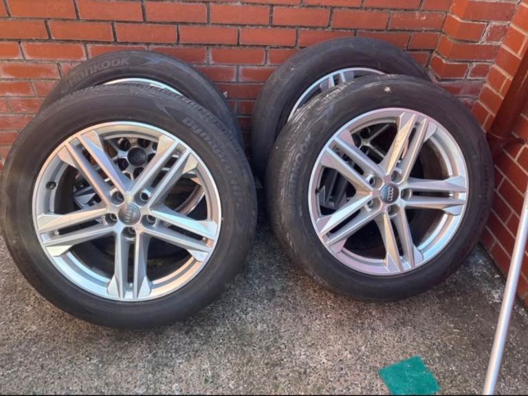 19’’ Audi Q5 alloy wheels 
