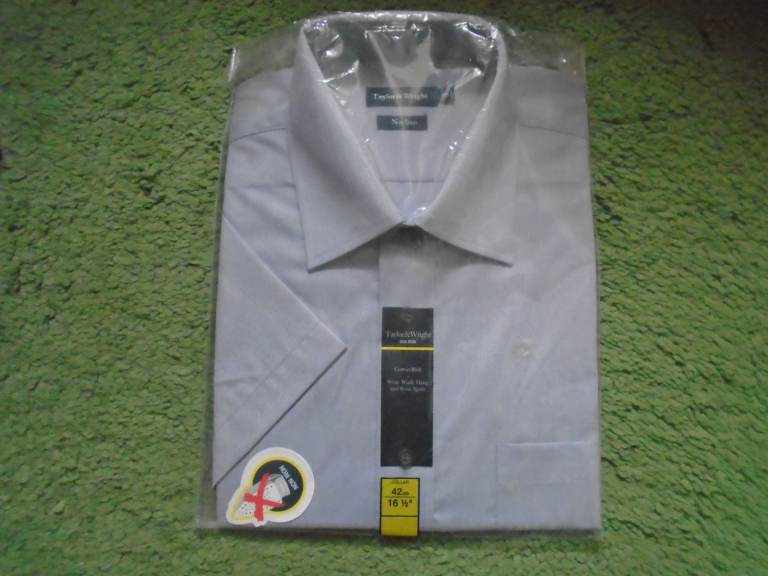 Taylor Wright mens short sleeved shirt, 16 & 1/2" collar - new and sealed