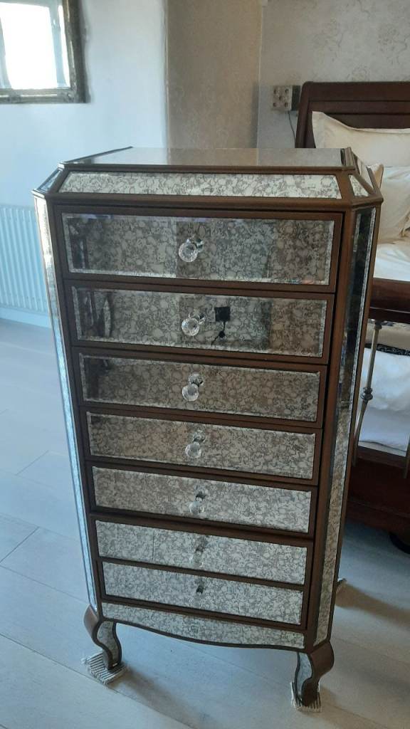 Antique mirror chest of draws