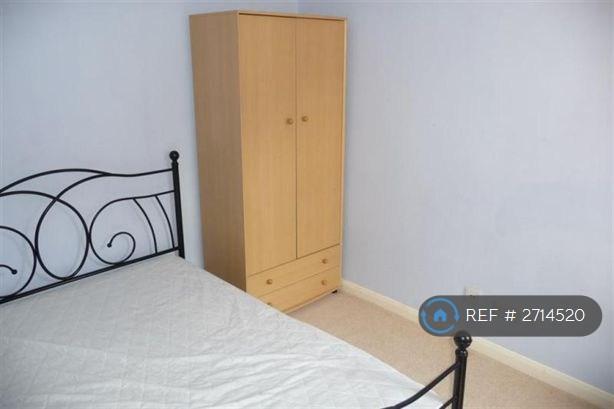 2 bedroom house in Kensington Road, Reading, RG30 (2 bed) (#2714520)
