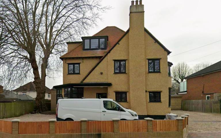 DSS ACCEPTED - Studio Flat Available in Green Ln, Shepperton TW17