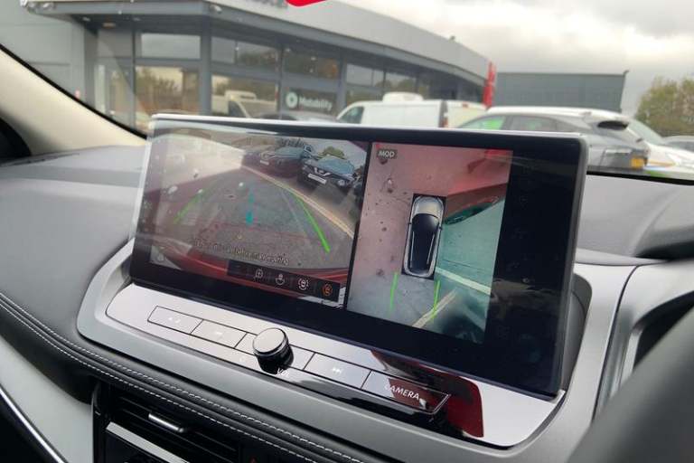 2025 Nissan Qashqai 1.3 DiG-T MH 158 N-Connecta [Glass Rf] 5dr Xtronic Automatic Hatchback Petrol...