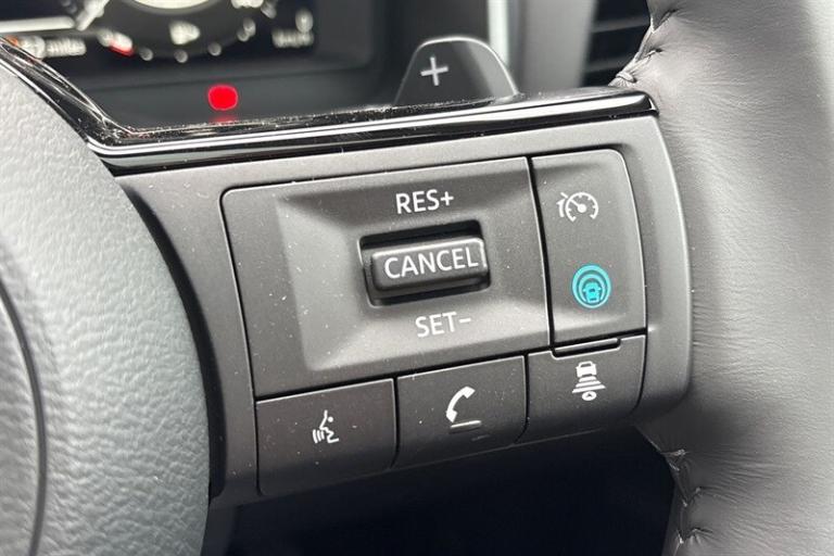 2025 Nissan Qashqai 1.3 DIG-T MH 158 N-CONNECTA [GLASS RF] 5DR XTRONIC Hatchback Petrol Automatic