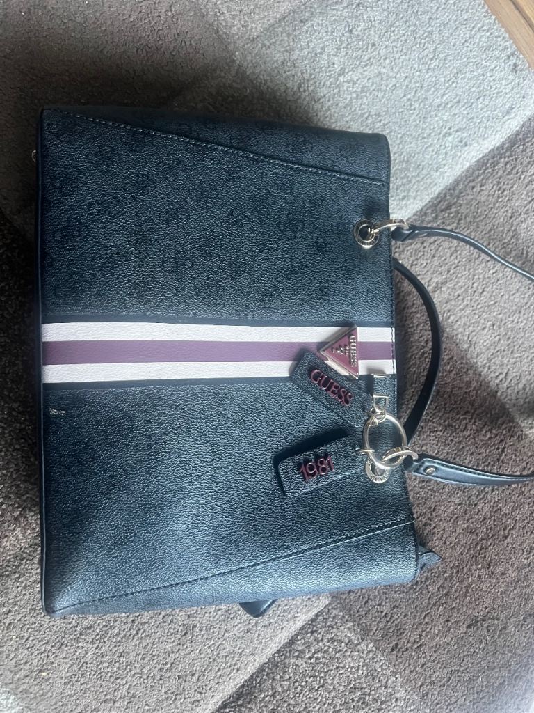 Guess Ladies shoulder bag