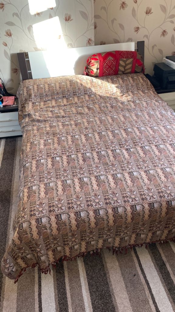 Double Bed/perfect condition