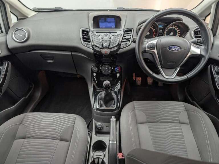 2017 Ford Fiesta 1.25 Zetec Hatchback 5dr Petrol Manual Euro 6 (82 ps) AIR/CON + TINTED GLAS HATC...