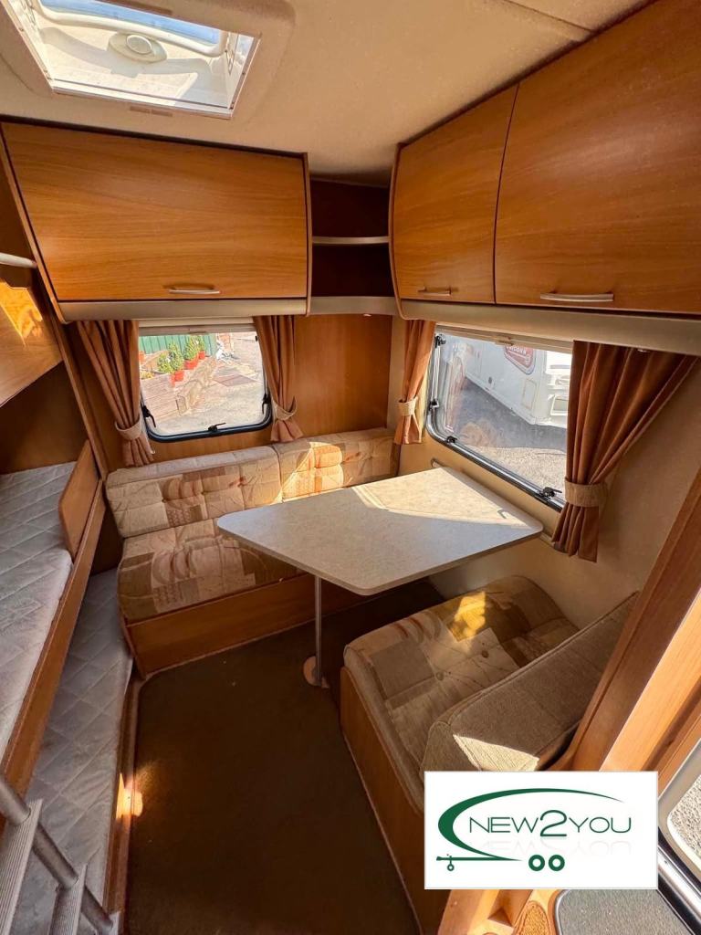 2009 Swift Charisma 565 6 Berth FIXED BUNKS Caravan - STOCK H127