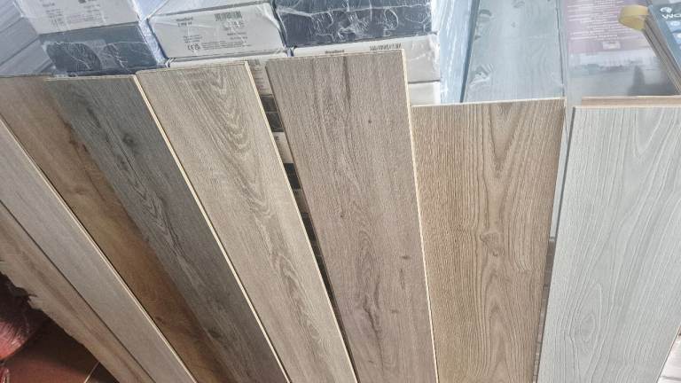8mm Laminate flooring 