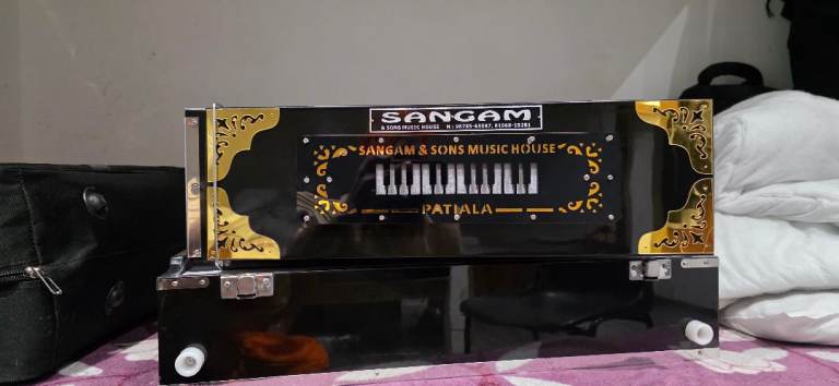 Sangam Sons Music House Harmonium – Black, brend New