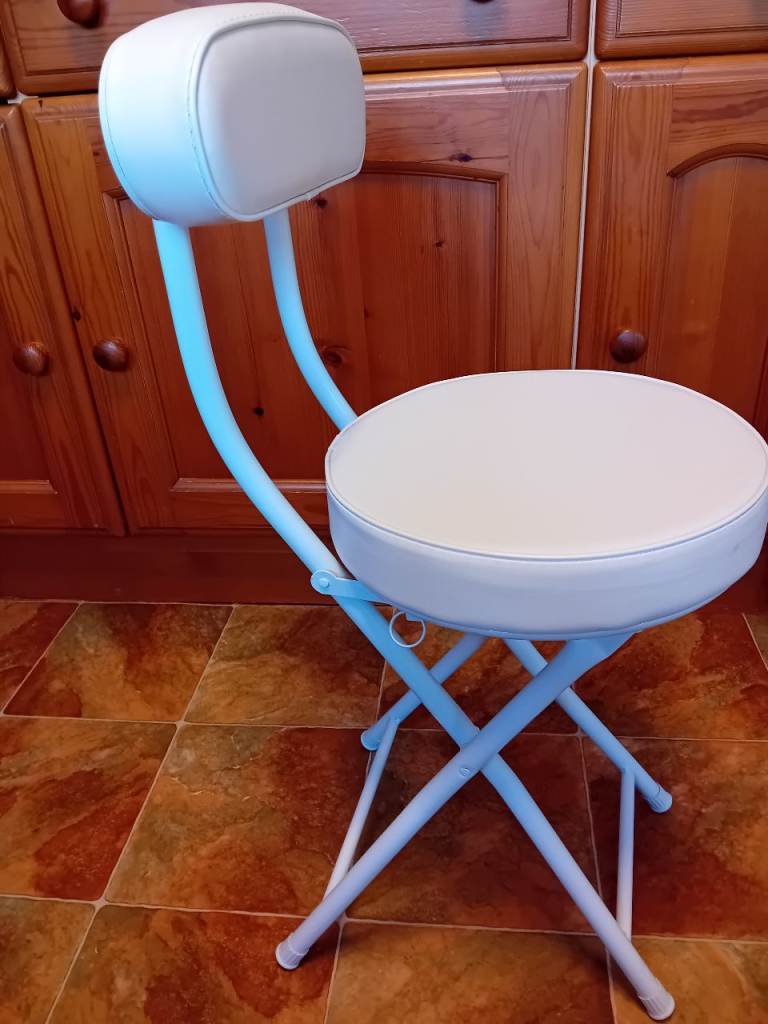 Bathroom stool