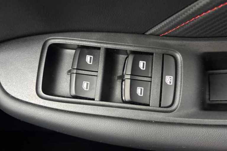 2022 MG MG ZS 1.5 VTi-TECH Exclusive 5dr HATCHBACK PETROL Manual