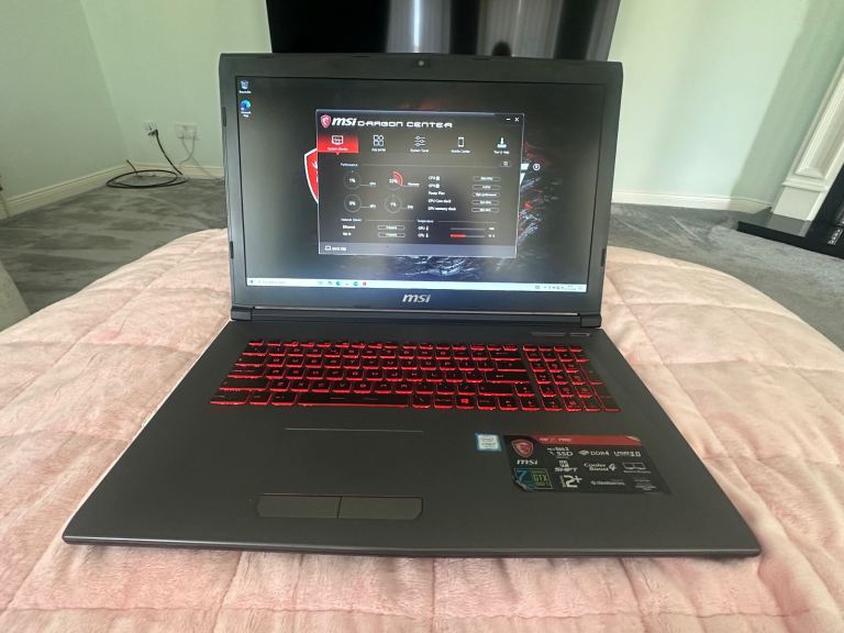 MSI Gaming Laptop i7 7th Gen GTX 1050Ti – Good Condition