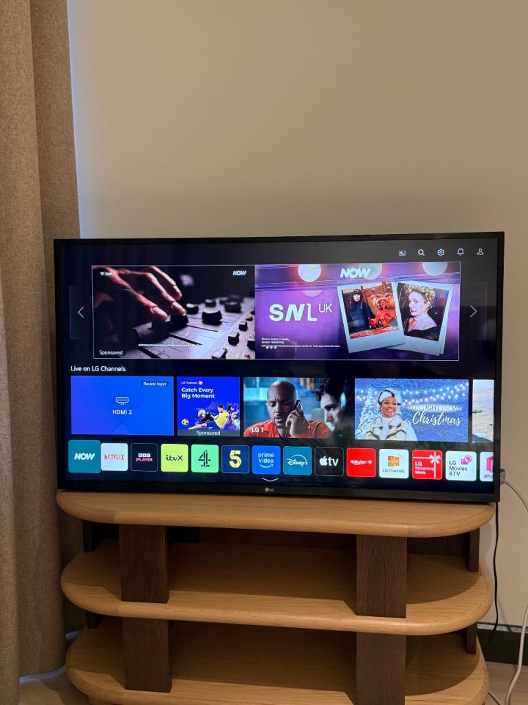 LG 43UP75016LF 43-inch Smart 4K UHD TV - As good as new