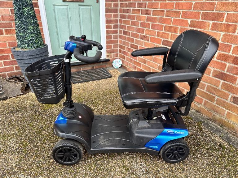 Invacare Colibri 4mph transportable mobility scooter, good batteries