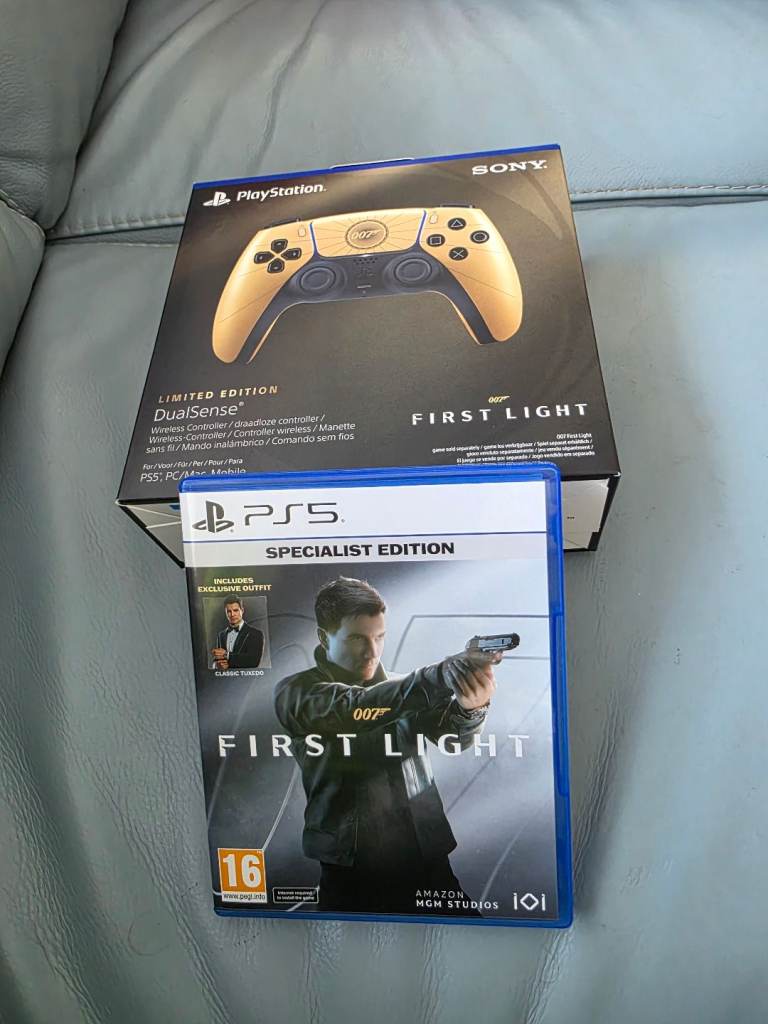 Ps5 games and controller 