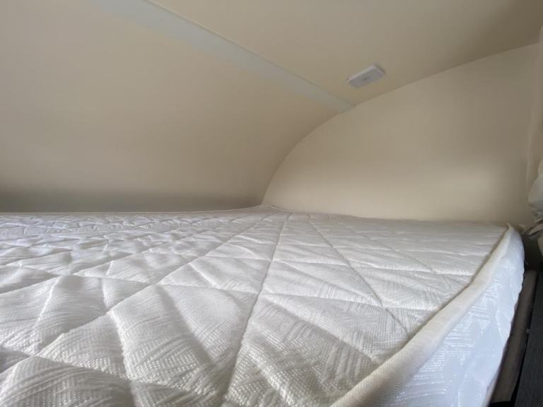 2021 (71) ROLLER TEAM ZEFIRO 690 FAMILY MOTORHOME