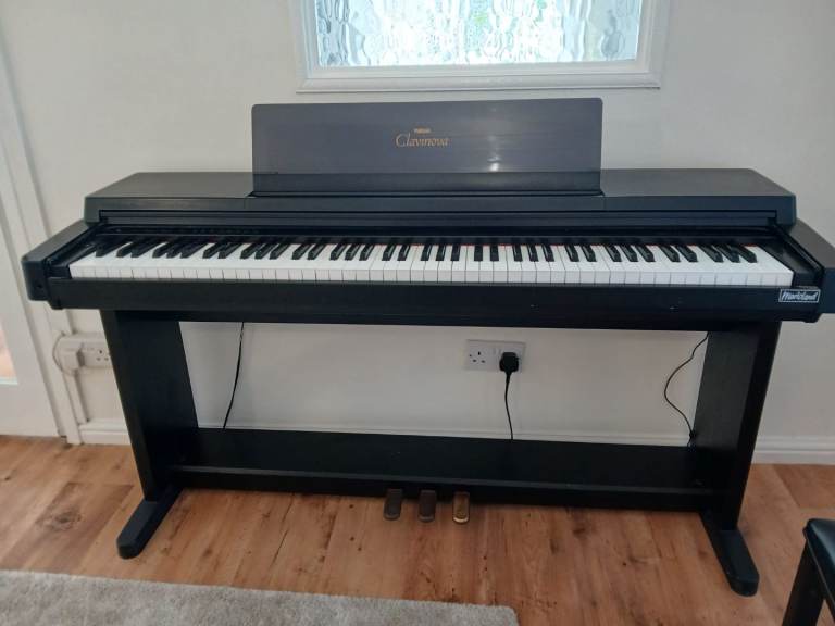 Yamaha clavinova 
