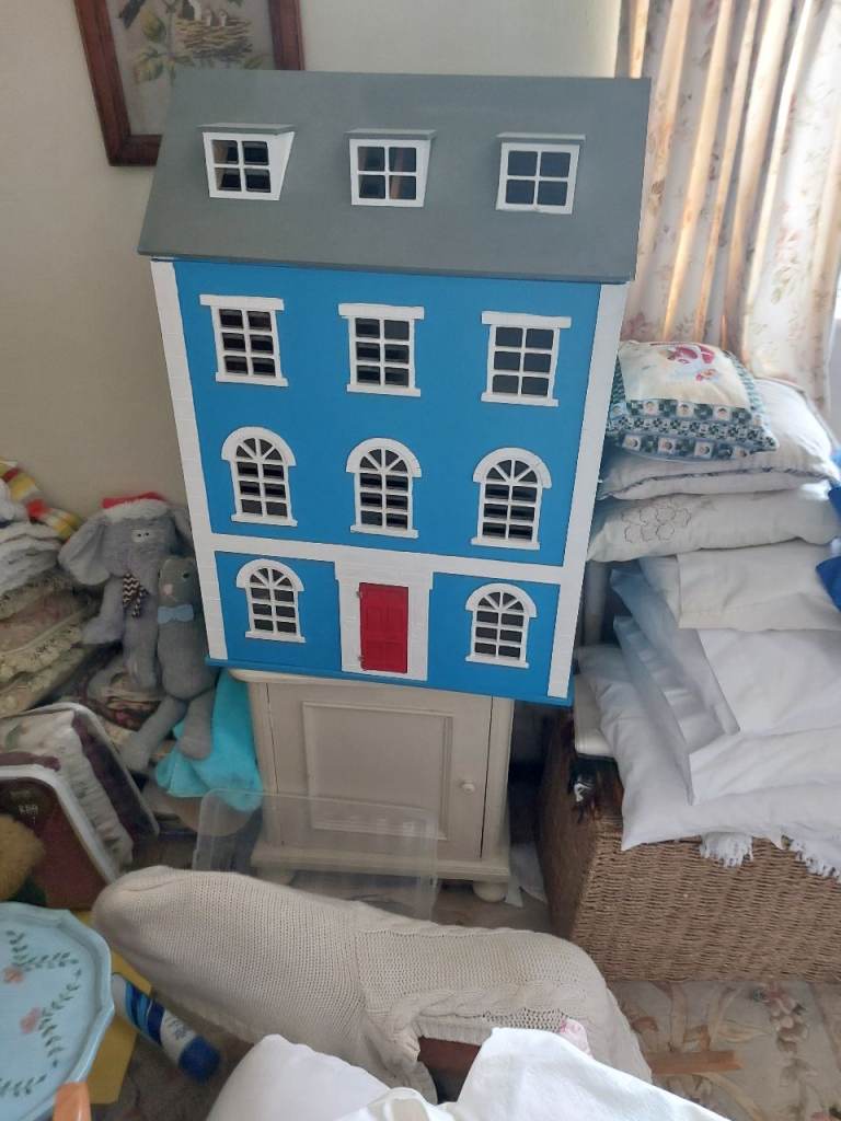 Dolls house Forsale