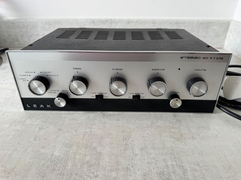 Leak Stereo 30 Plus Vintage amplifier. Fully restored. 