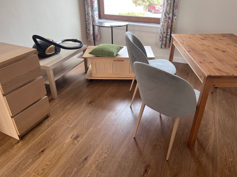 Tables, chairs…in Livingston 