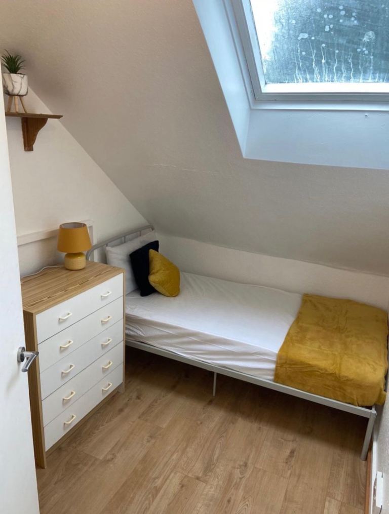 4 BED FLAT IN CITY CENTRE