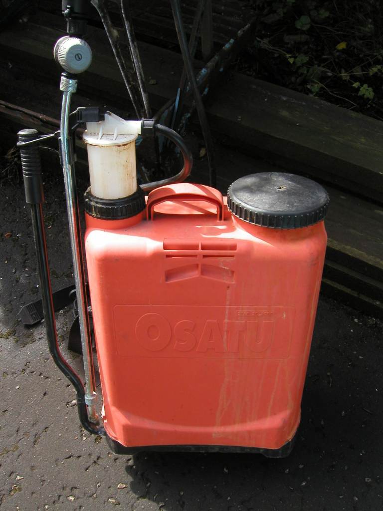 OSATU Garden Sprayer / Weed Killer – Good Condition
