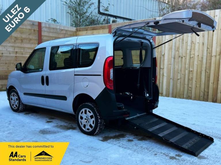 2019 Fiat Doblo 3 Seat Petrol Wheelchair Accessible Disabled Access Vehicle WAV MPV Petrol Manual