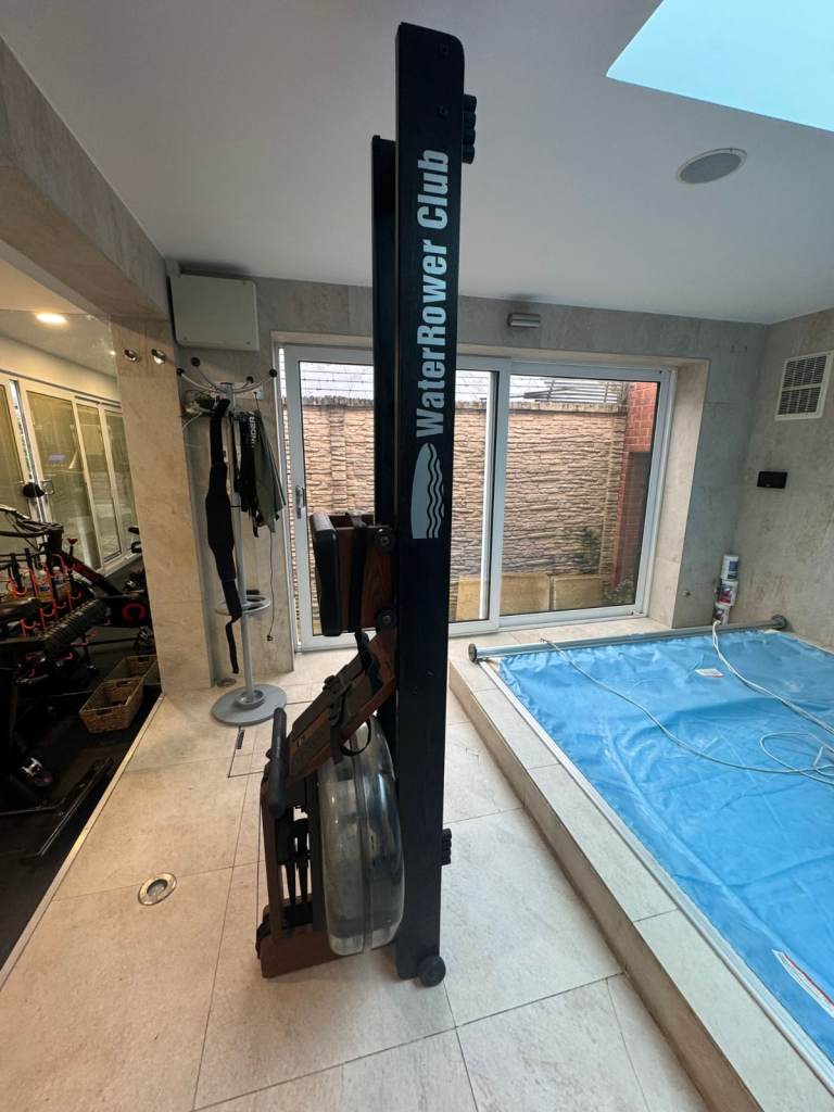 WaterRower Black & Walnut – With Heart-Rate Monitor – Quick Sale