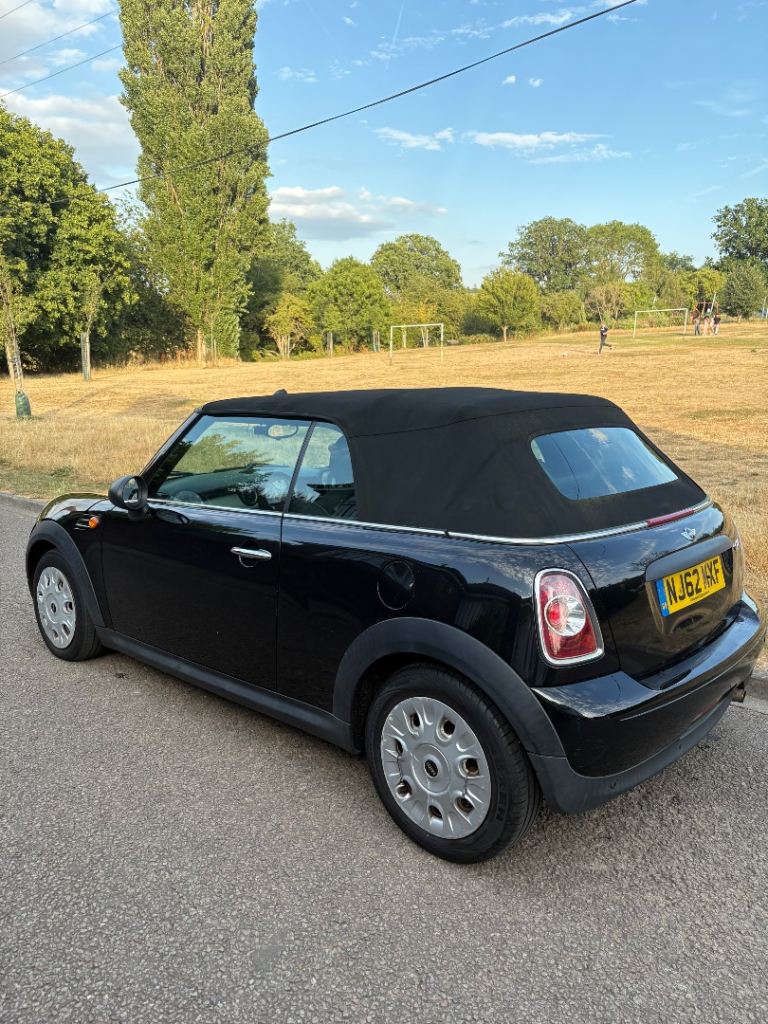 Mini, CONVERTIBLE, Convertible, 2012, Manual, 1598 (cc), 2 doors