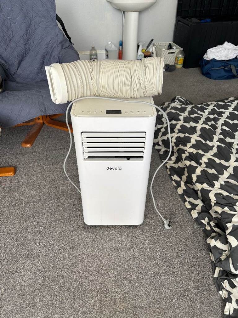 Portable Air Conditioning (Air-con) unit (Summer is coming)
